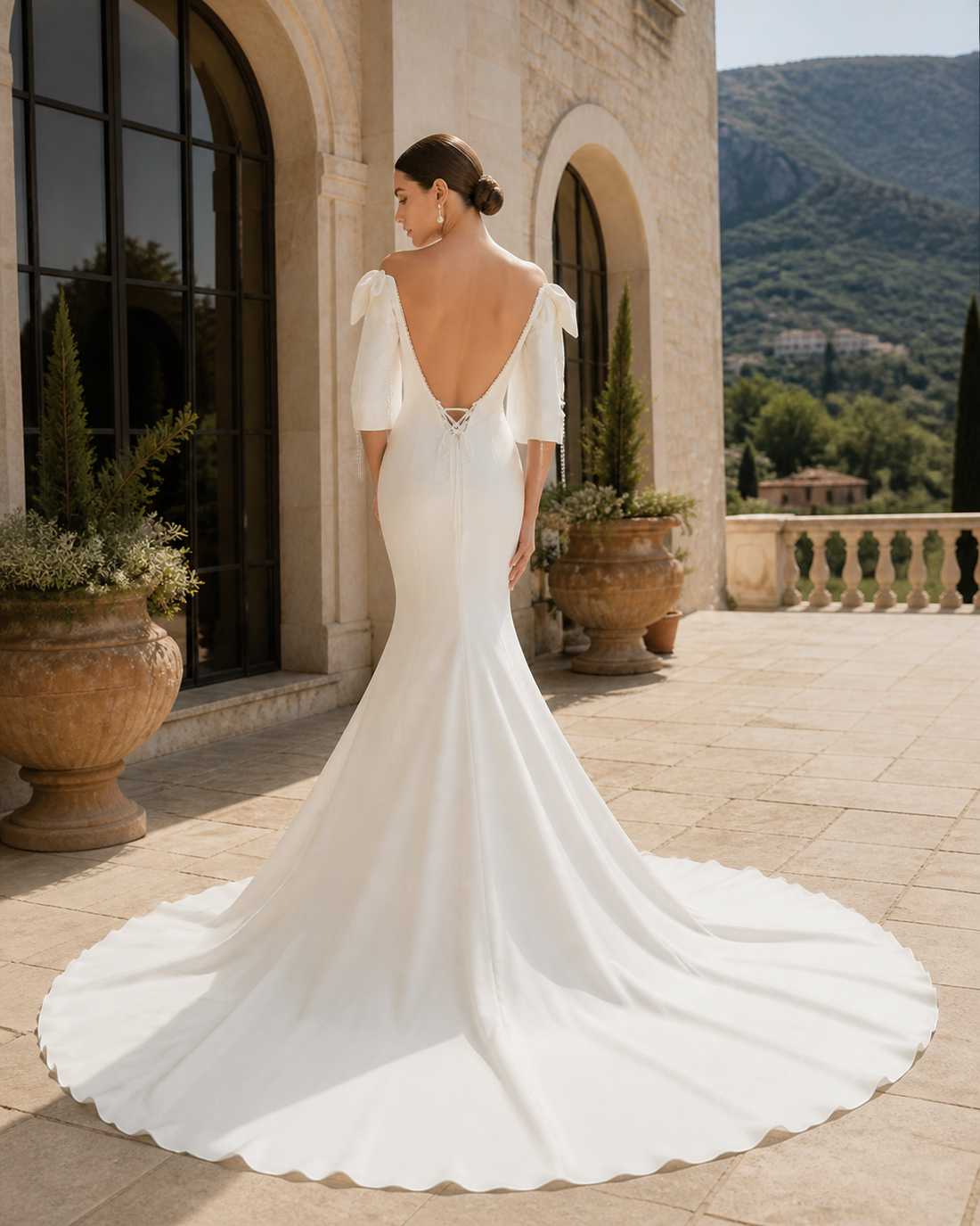 MANT Bow-Strap Square-Neck Mermaid Wedding Dress